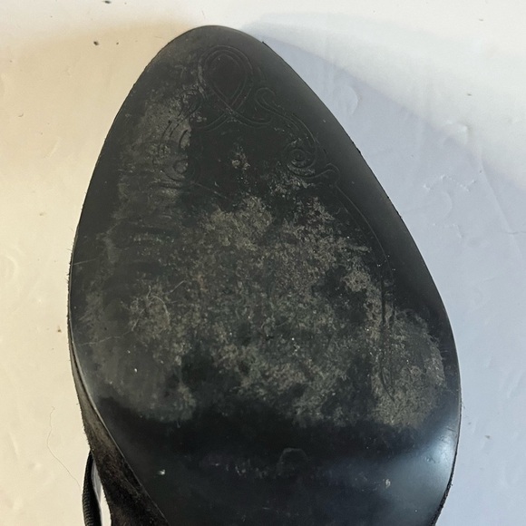 Tahari Women’s Black Suede Mary Jane Heels | Style: Eva | Size 8.5M - Picture 7 of 14